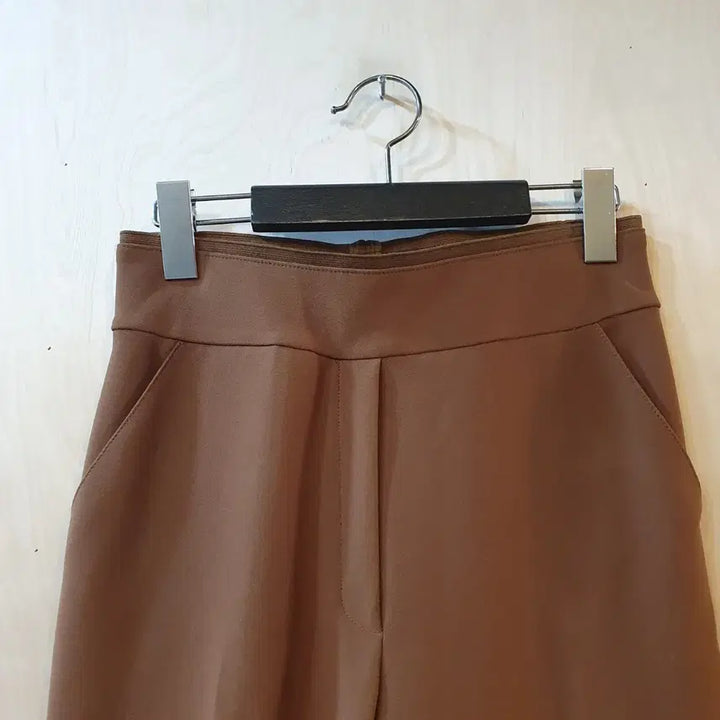 [BUNJANG] Brown Elastic Waistband Slacks / 브라운색 밴딩슬랙스 바지