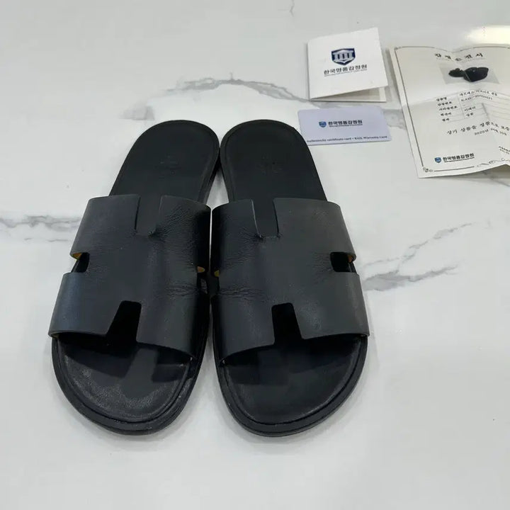[SOLD OUT] {44 Size} 에르메스 이즈미르 블랙