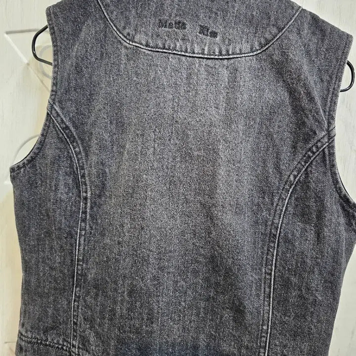 [SOLD OUT] 마뗑킴 워싱집업 데님 베스트 S