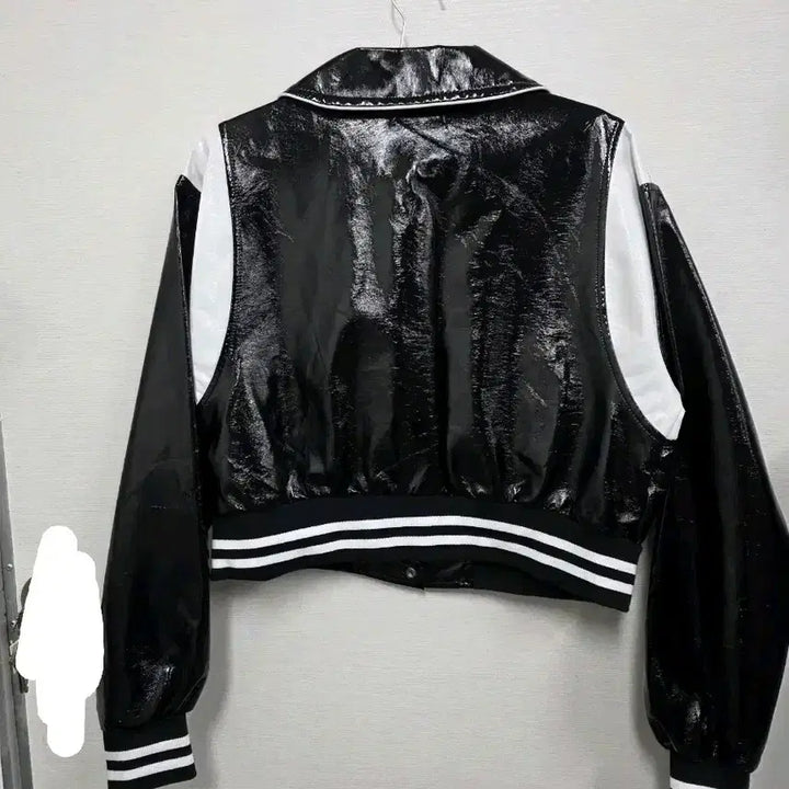 [BUNJANG] 3drting Black Enamel Baseball Jacket / 3drting 블랙 에나멜 야구 점퍼(