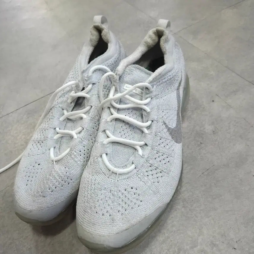 [BUNJANG] Nike Air VaporMax 2023 Flyknit Sneakers / 나이키 에어 베이퍼맥스 2023 플라이니트 285