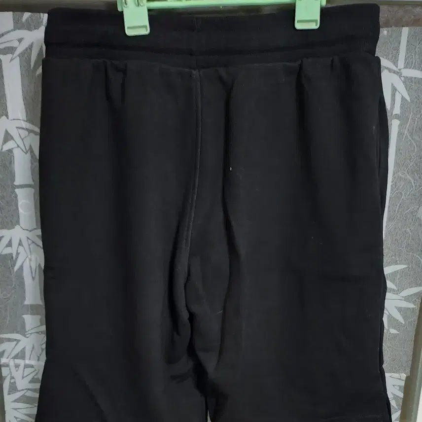[SOLD OUT] 아미 반바지 M