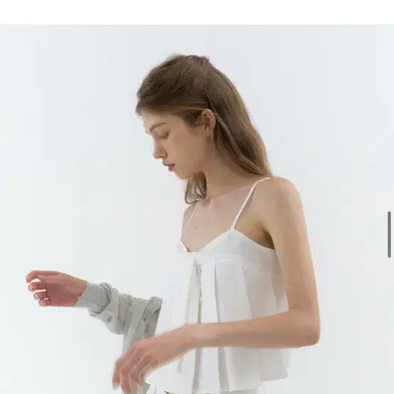 [SOLD OUT] 새상품)르베인 Kitten sleeveless blouse(Ivory)M