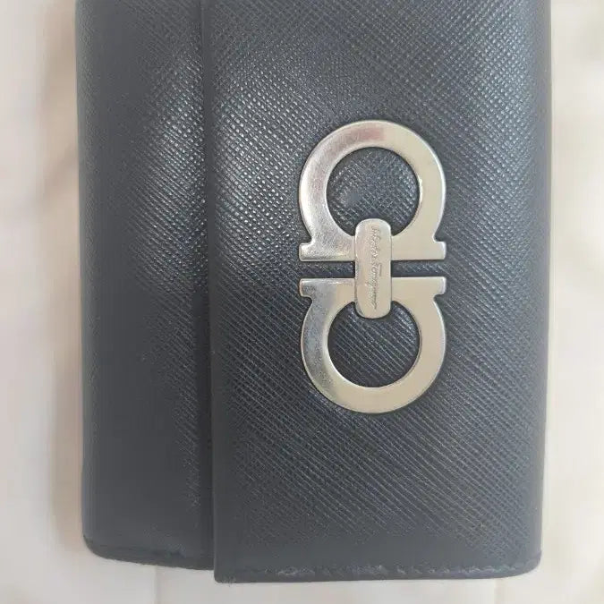 [BUNJANG] Ferragamo Black Bifold Wallet / 페라가모 블랙 반지갑