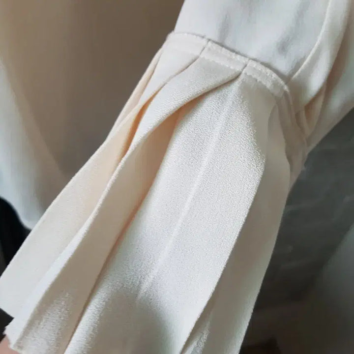 [BUNJANG] System Pocket Blouse / 시스템 포켓 블라우스