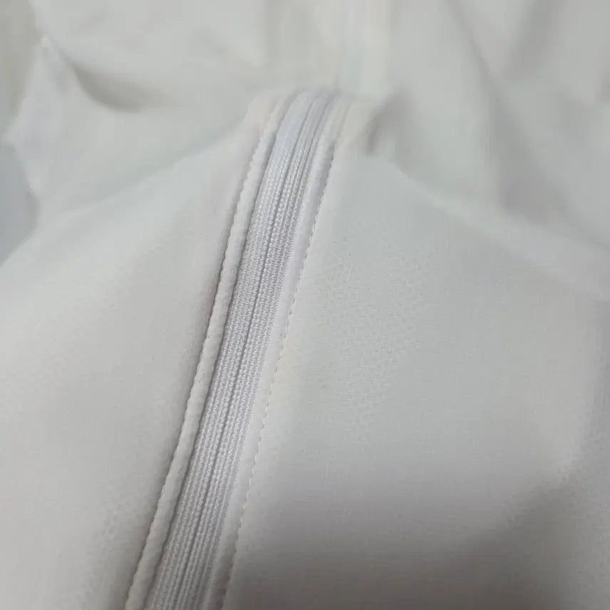 [SOLD OUT] 노스페이스 여성 마운틴 애슬레틱 경량 바람막이 L 26041706