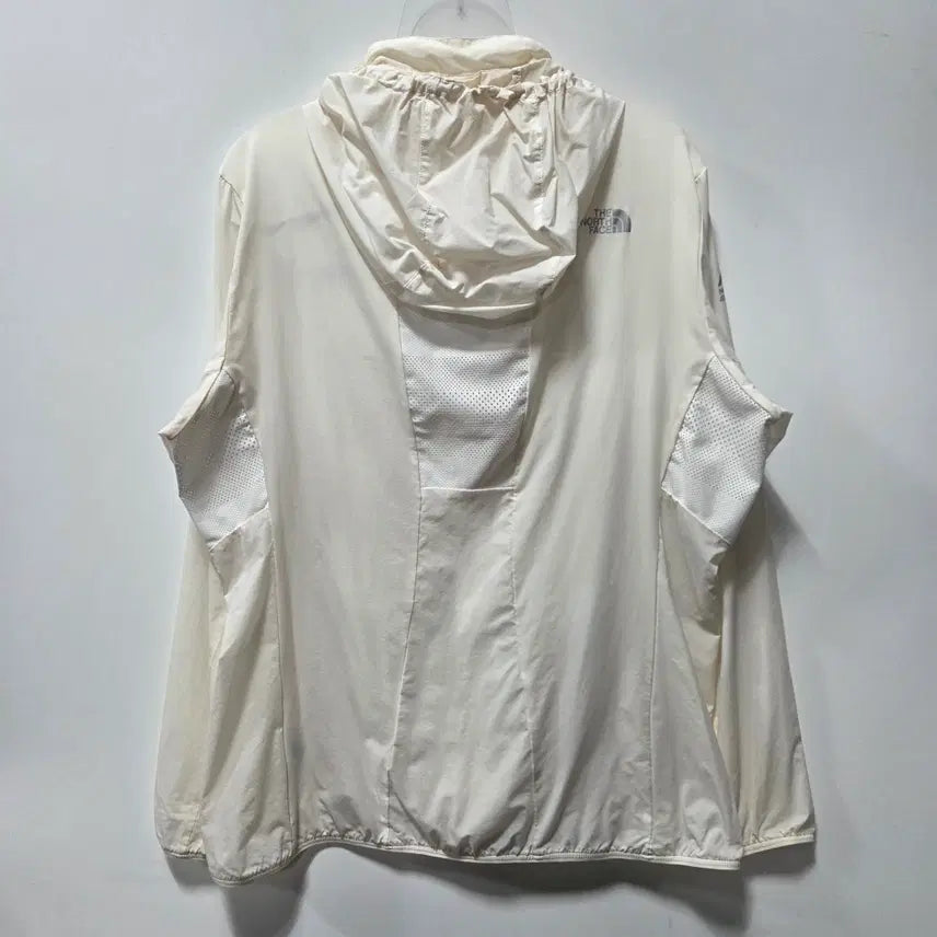 [SOLD OUT] 노스페이스 여성 마운틴 애슬레틱 경량 바람막이 L 26041706