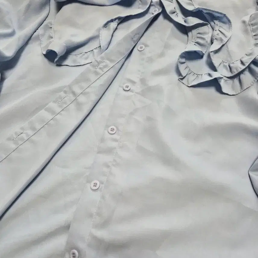 [BUNJANG] Sky Blue Frill Blouse (Size 55) / 하늘색 프릴 블라우스 55