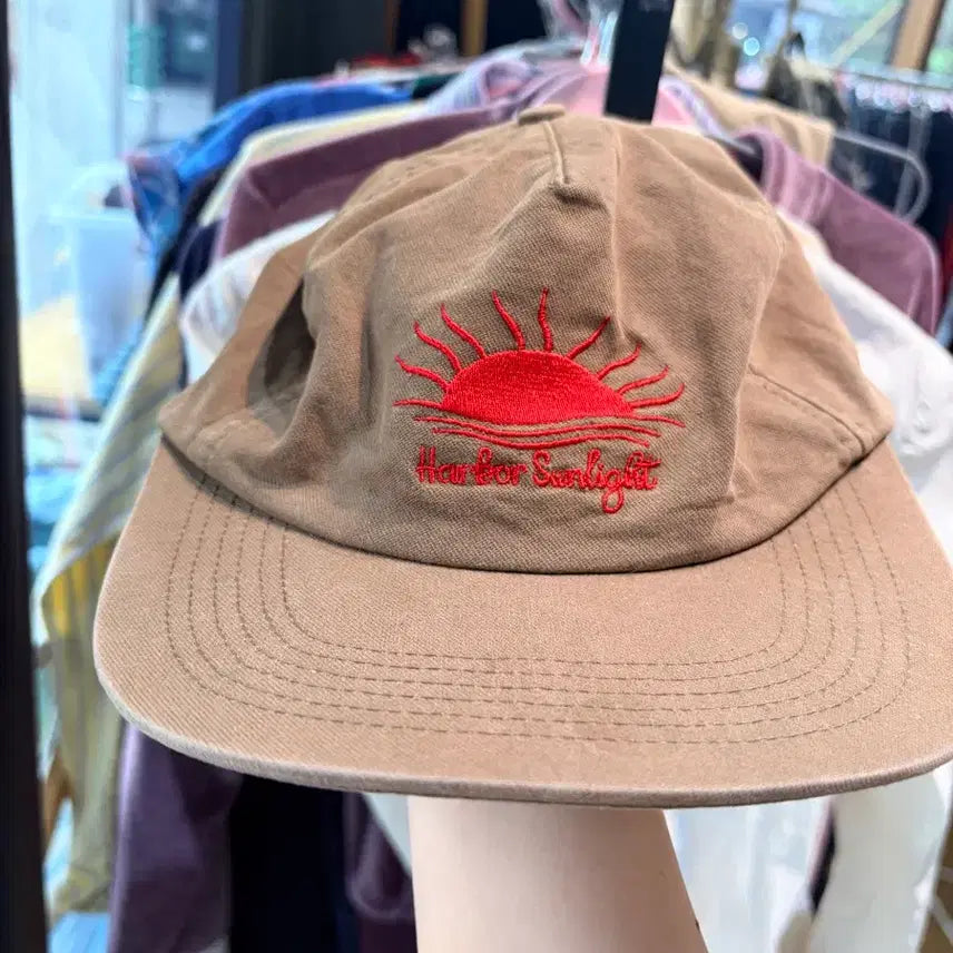 [BUNJANG] Partymiento Snapback Cap Brown / 파티멘토 스냅백 모자 브라운