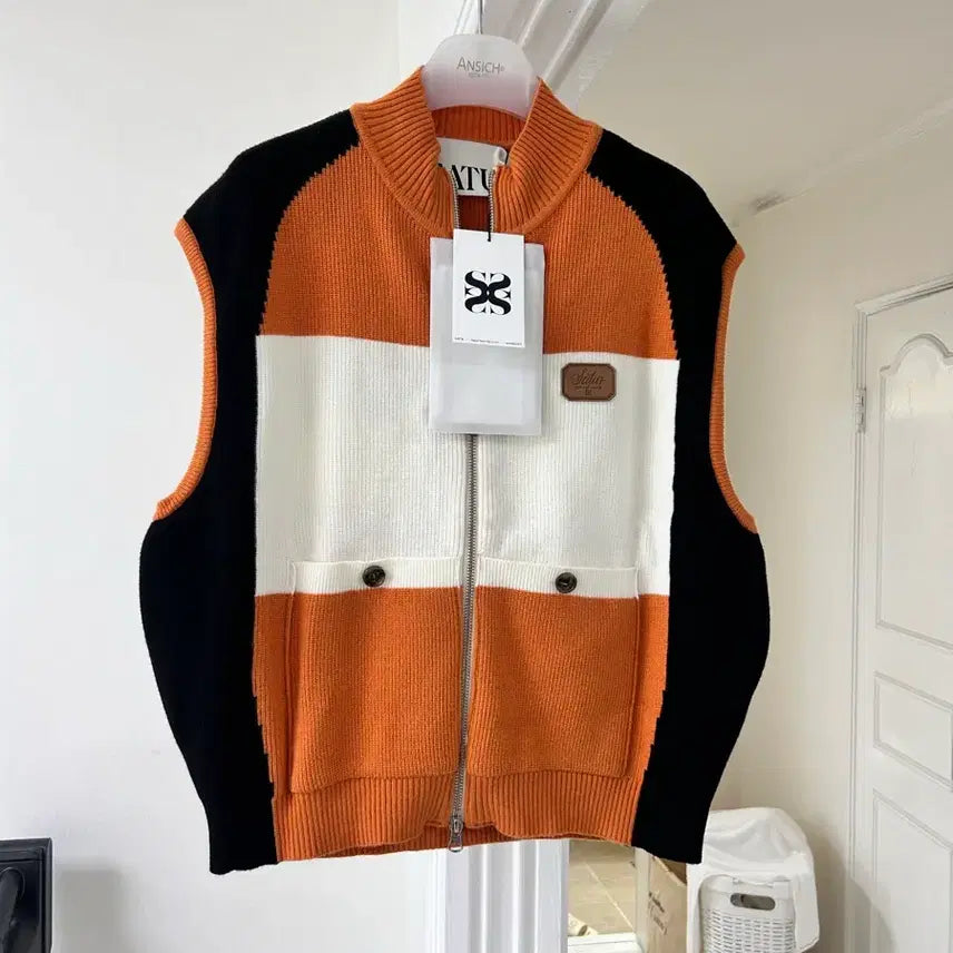[SOLD OUT] SATUR 세터 니트 베스트 집업