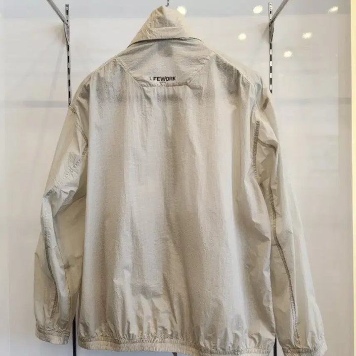 [SOLD OUT] 라이프워크 바람막이  점퍼 L(최상급)