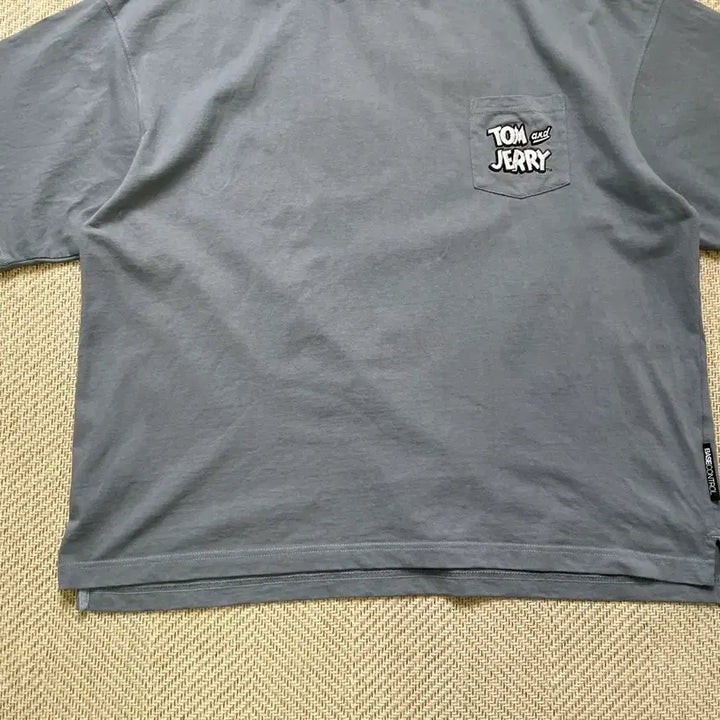 [BUNJANG] Base Control Tom and Jerry T-shirt / 톰과제리 x base control 반팔티셔츠