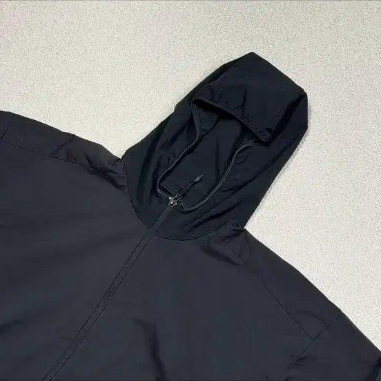 [BUNJANG] Adidas L Three-Stripe Windbreaker / 아디다스 L 삼선 바람막이