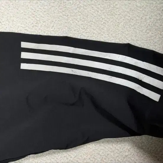 [BUNJANG] Adidas L Three-Stripe Windbreaker / 아디다스 L 삼선 바람막이