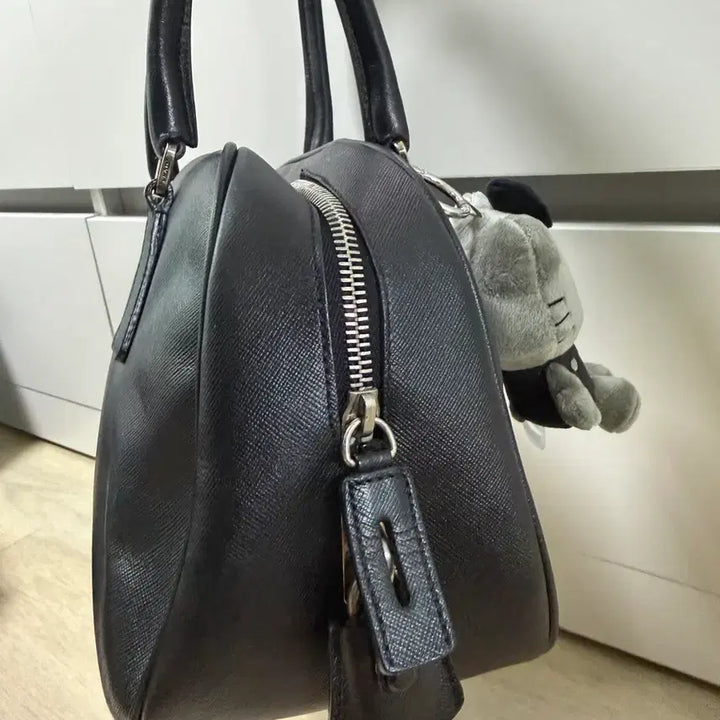 [SOLD OUT] 프라다 사피아노 숄더백