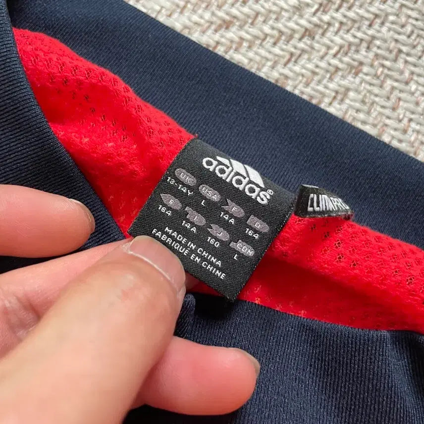 [BUNJANG] Adidas ClimaLoft Nylon Performance Windbreaker / 아디다스 크리마로프트 나일론 퍼포먼스 바람막이