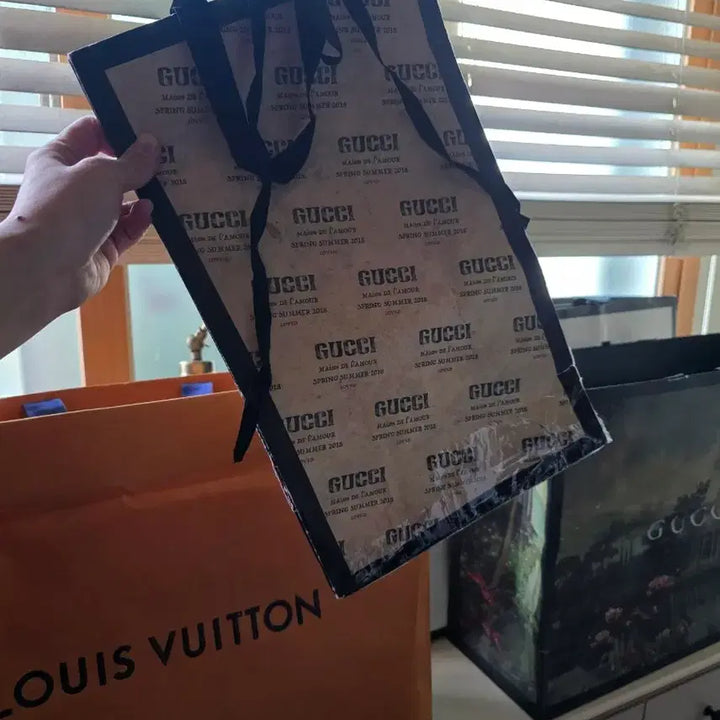 [BUNJANG] Gucci Ghost Princetown Mules (V) / 구찌 고스트 프린스타운 홀스빗 블로퍼 뮬 37.5 (방탄 뷔 착용)