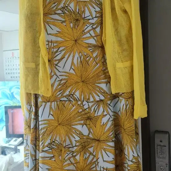 [BUNJANG] Brand Leaf Pattern Dress / 브랜드. 원피스 새제품 이뻐요~
