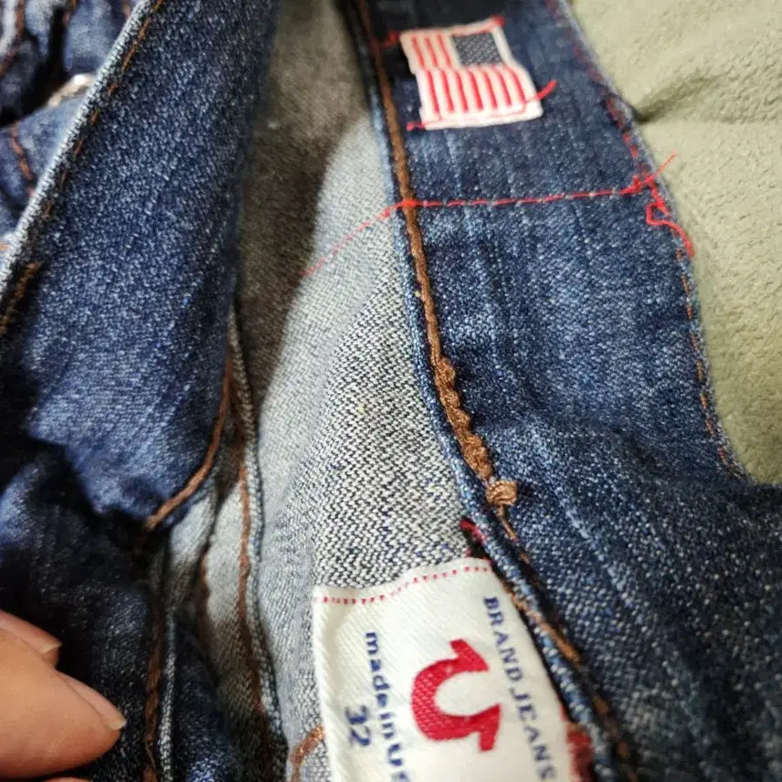 [BUNJANG] True Religion Shorts / 트루릴리전 반바지