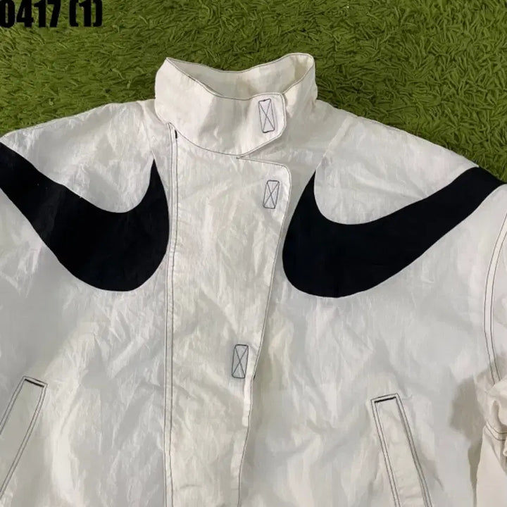 [SOLD OUT] 나이키 빅스우시 화이트 바람막이 자켓