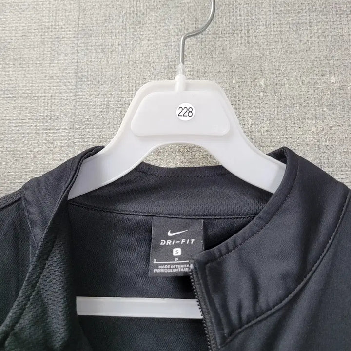 [SOLD OUT] ㅎ228 나이키 집업 90