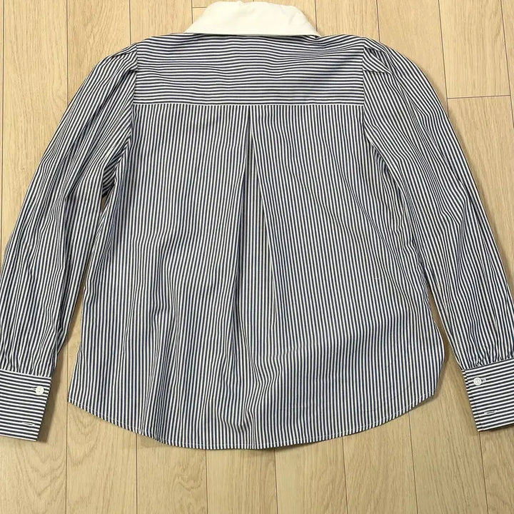 [BUNJANG] Lookast Blue Claire Stripe Blouse / 룩캐스트 블루 클레어 스트라이프 블라우스