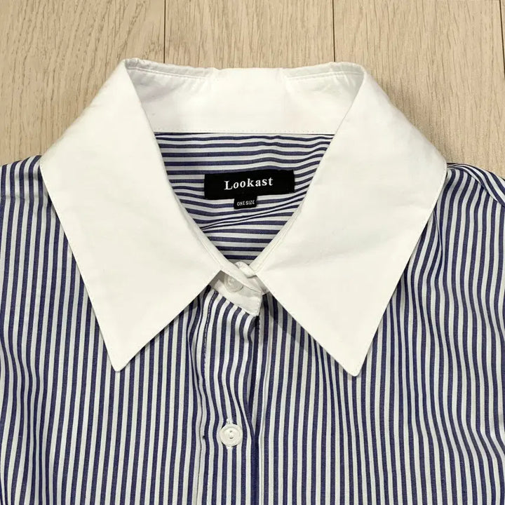 [BUNJANG] Lookast Blue Claire Stripe Blouse / 룩캐스트 블루 클레어 스트라이프 블라우스
