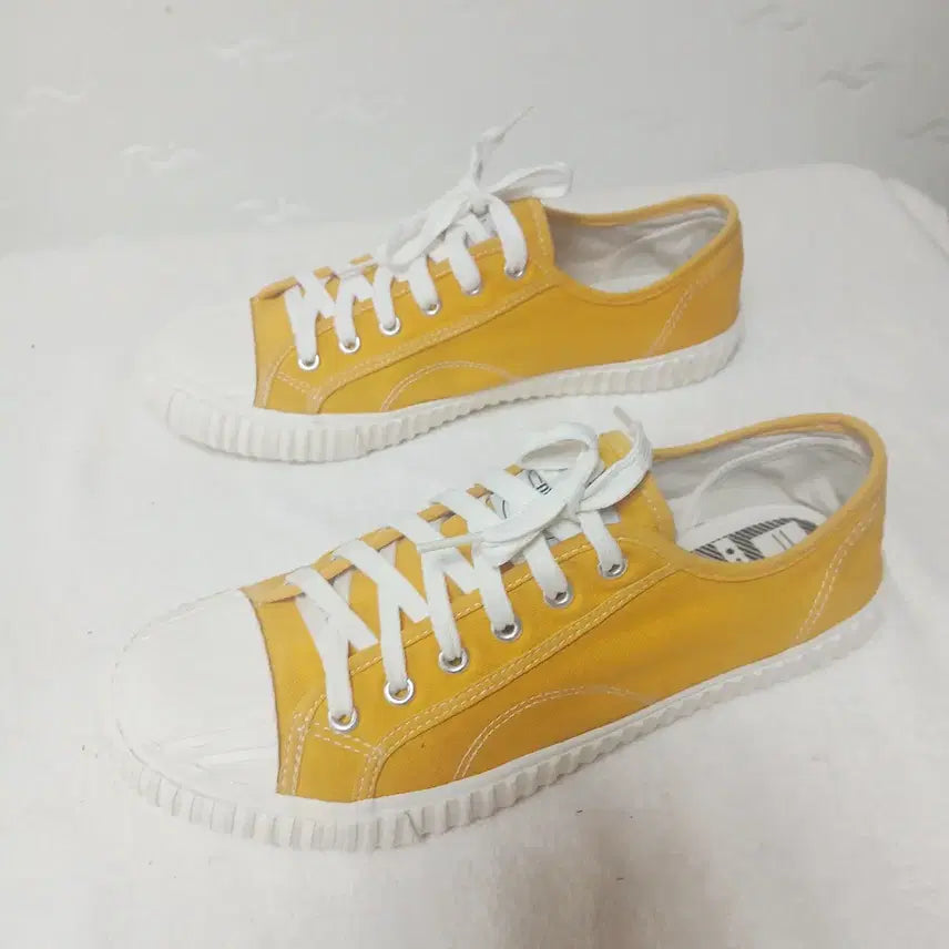 [SOLD OUT] (36) 브레이드코 스니커즈 275mm