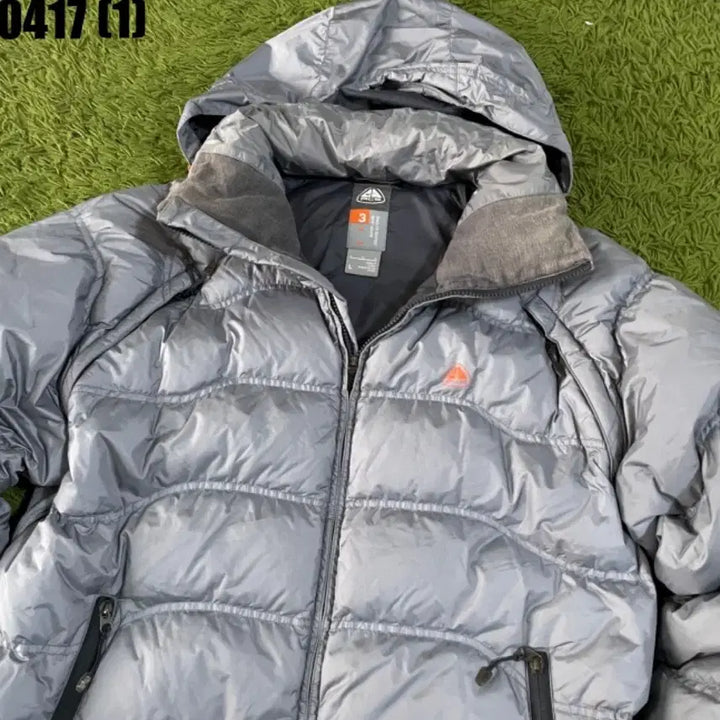 [BUNJANG] Nike ACG Hooded Padded Jacket Silver L / 나이키 ACG 후드 패딩 점퍼 실버 L