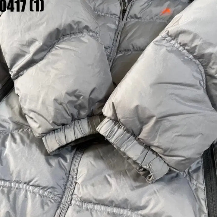 [BUNJANG] Nike ACG Hooded Padded Jacket Silver L / 나이키 ACG 후드 패딩 점퍼 실버 L