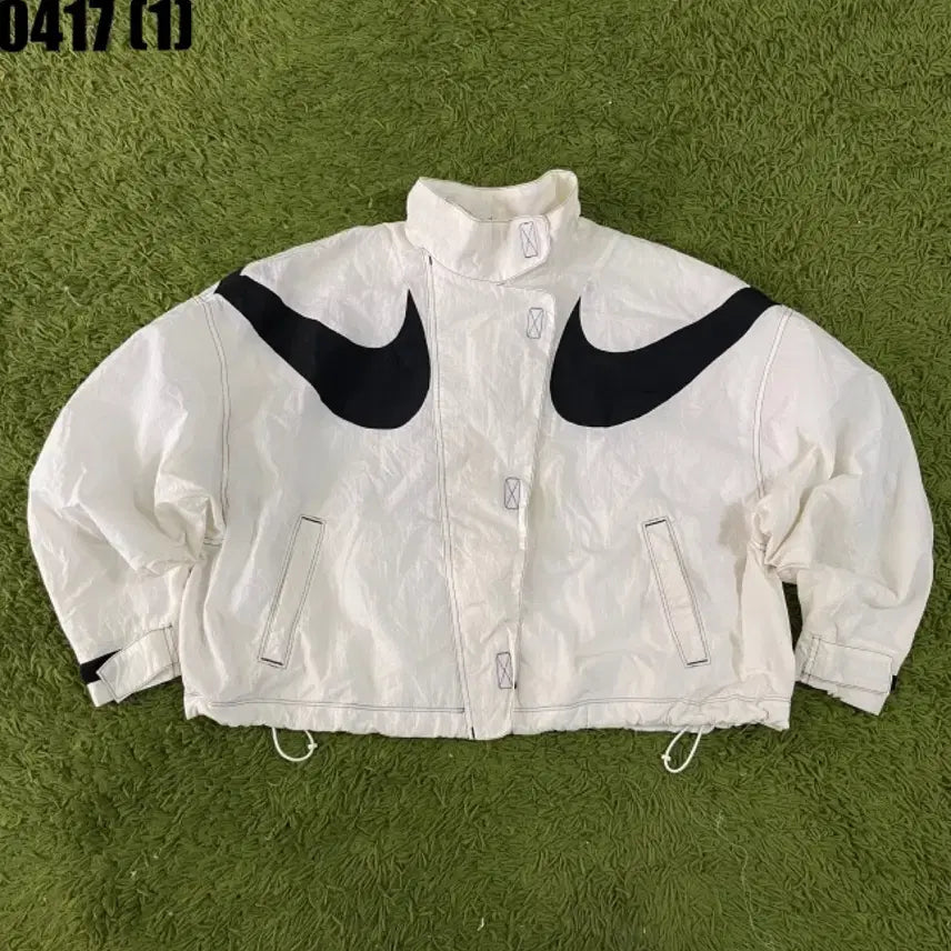 [SOLD OUT] 나이키 빅스우시 화이트 바람막이 자켓 M