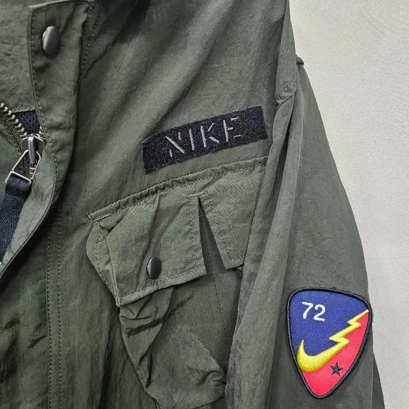 [SOLD OUT] 나이키 카키 야상 점퍼