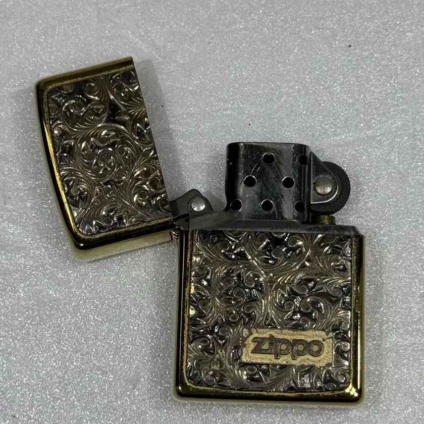 [SOLD OUT] 미제 금장 지포라이터