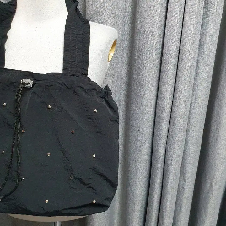 [BUNJANG] Nylon Black Shoulder Bag / 찡디테일 나일론 블랙 숄더백