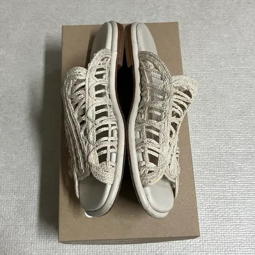 [BUNJANG] Hereu Canvas Slide Sandals / 헤레우 hereu 캔버스 슬라이드 샌들 슬리퍼 37