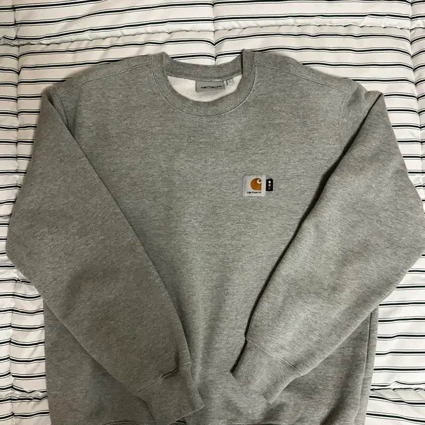 [SOLD OUT] 칼하트 아이앱 맨투맨 L