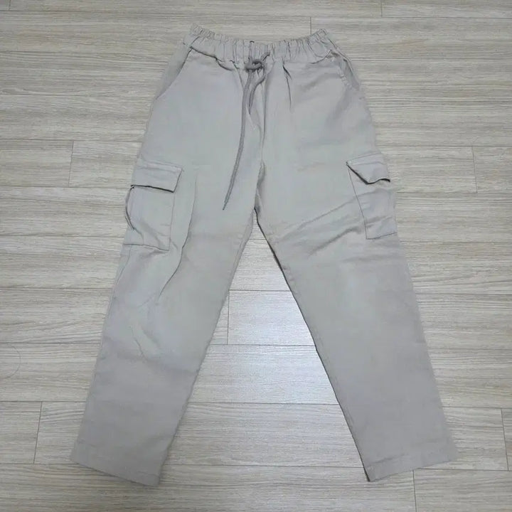 [SOLD OUT] (실착1회) 베이지 카고팬츠 면바지 슬림핏 M