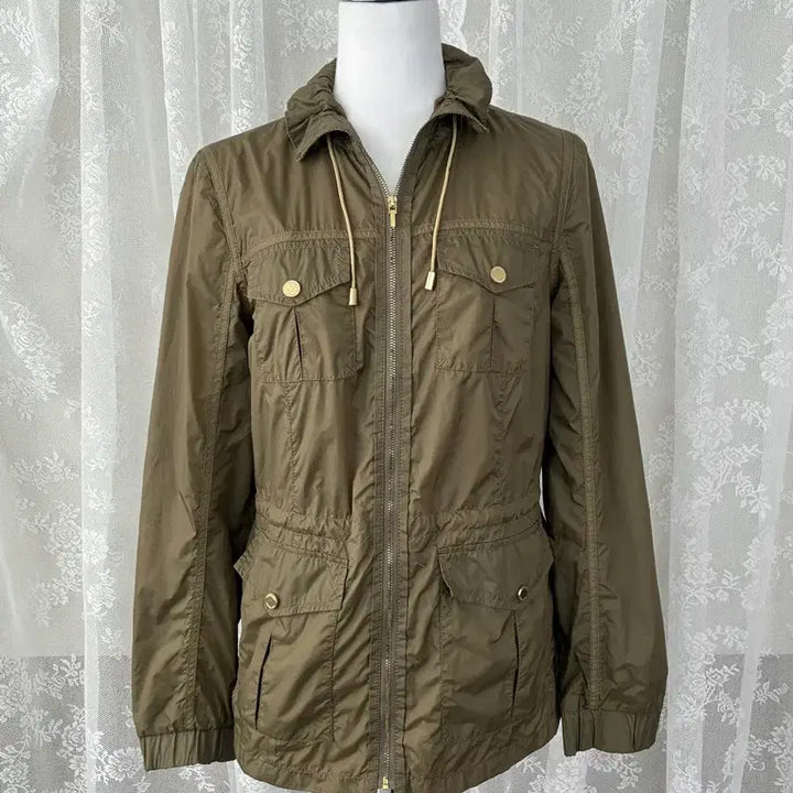 [BUNJANG] Tory Burch Nylon Windbreaker Jacket / S) 토리버치 바람막이 야상 자켓 카키