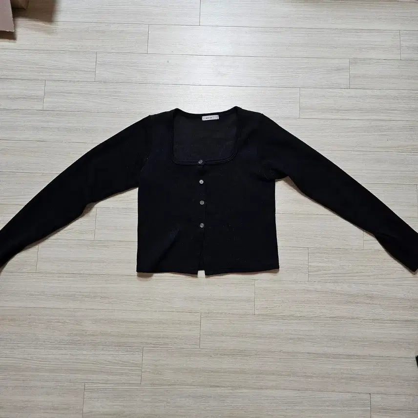 [SOLD OUT] 블랙 골지 핸드워머 U넥 가디건