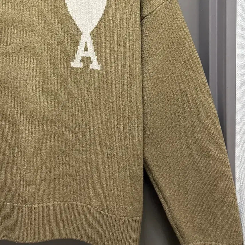 [BUNJANG] Ami Virgin Wool Intarsia Knit Beige M / 아미 버진울 인타르시아 니트 베이지 M