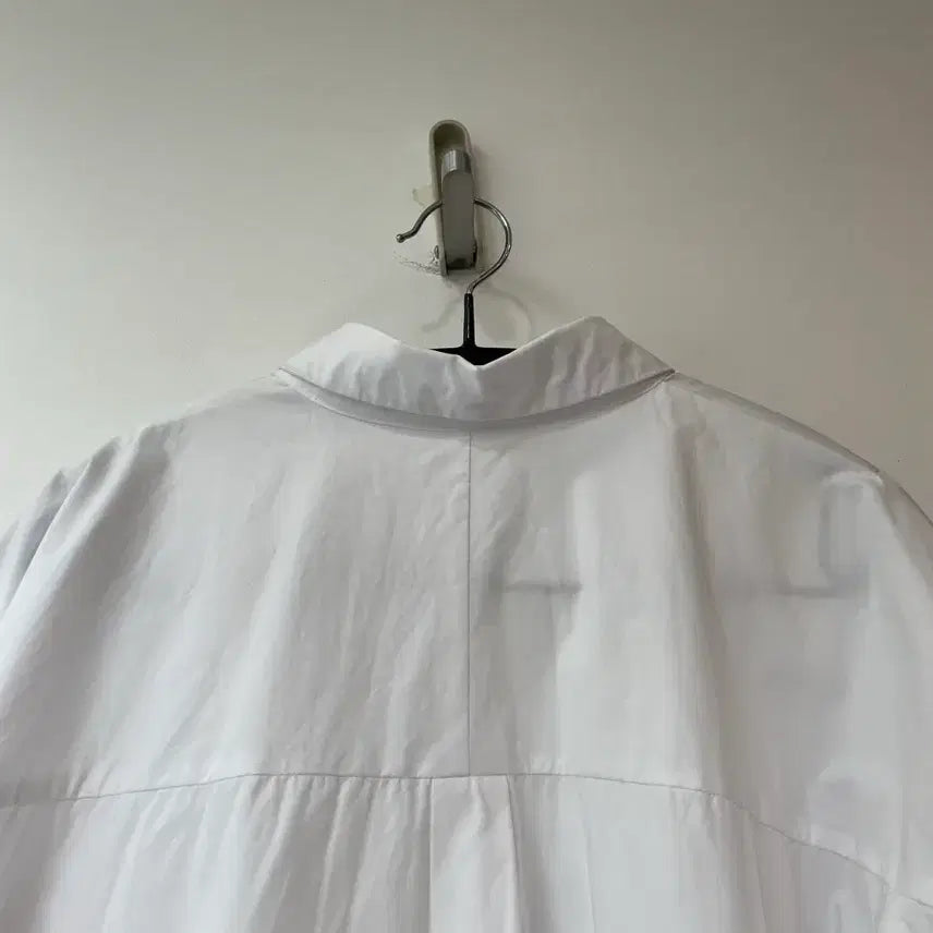 [SOLD OUT] 화이트 카라 포켓 셔츠 55