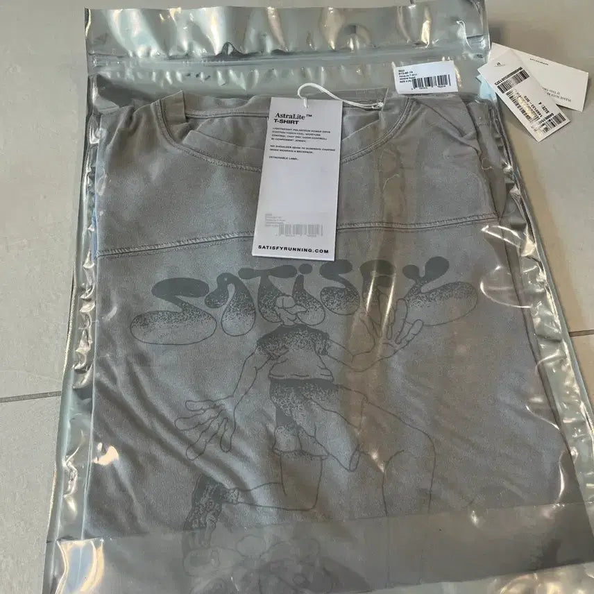 [SOLD OUT] [XL] Satisfy AstraLite 반팔