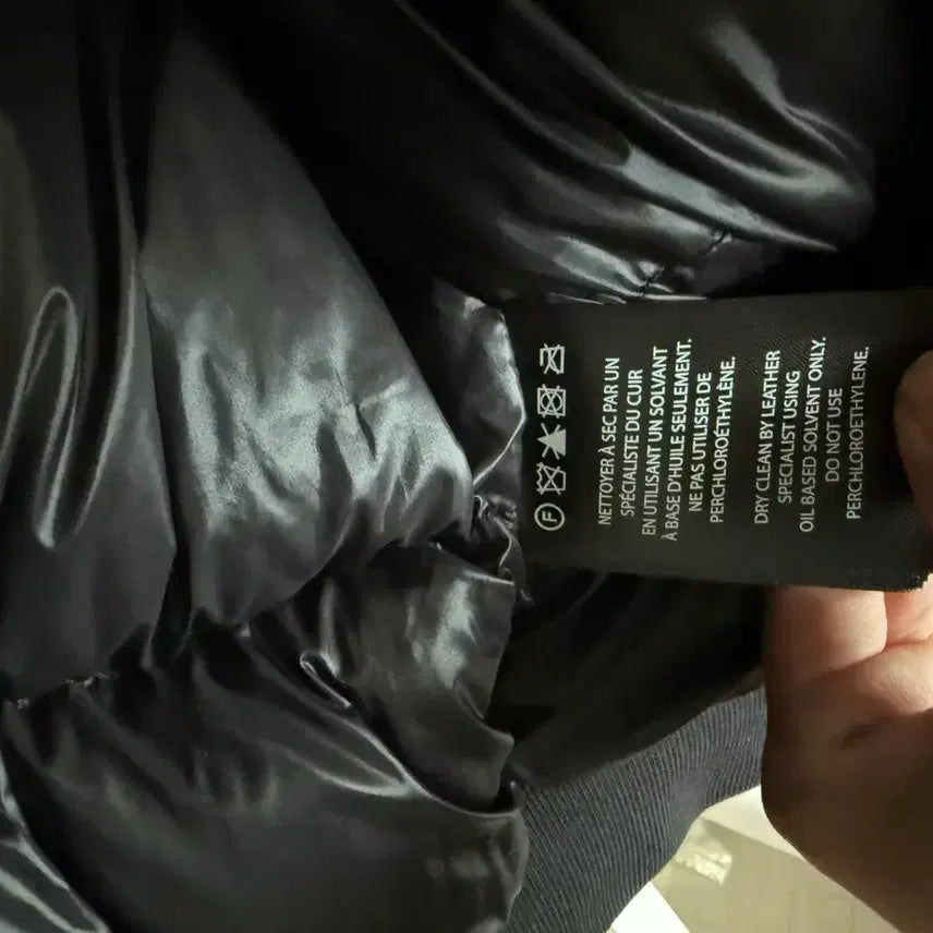 [BUNJANG] Mackage Dixon Two-in-One Black Bomber Padded Jacket / 맥카지 딕슨 투인원 블랙 봄버 패딩