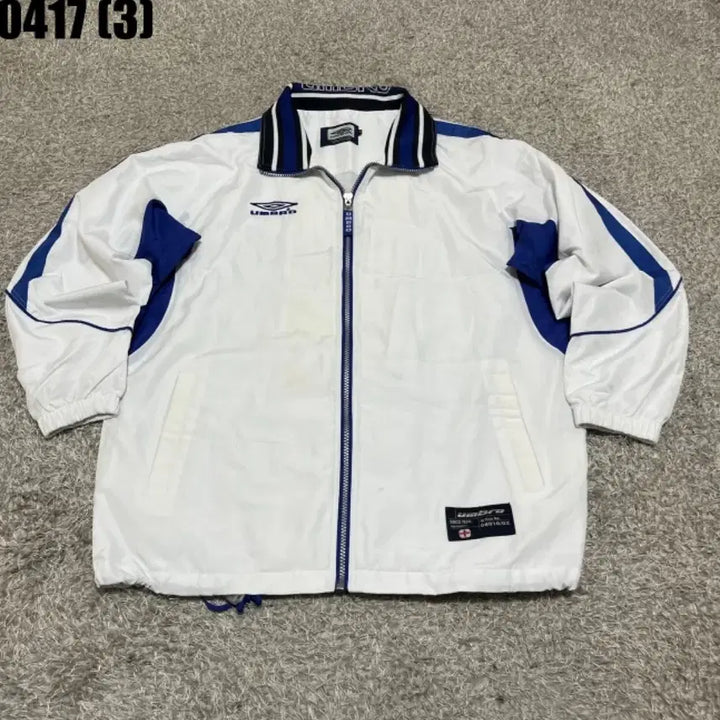 [SOLD OUT] 엄브로 화이트/블루 바람막이 자켓