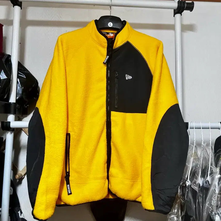 [SOLD OUT] [L] 뉴에라 폴라 플리스 집업 다크 옐로우 12866475