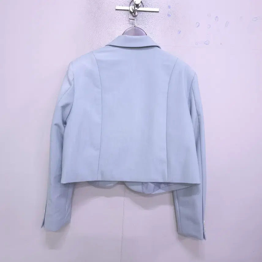 [SOLD OUT] 프롬비기닝) 거의새거 튤립 크롭 하늘색 자켓 -F