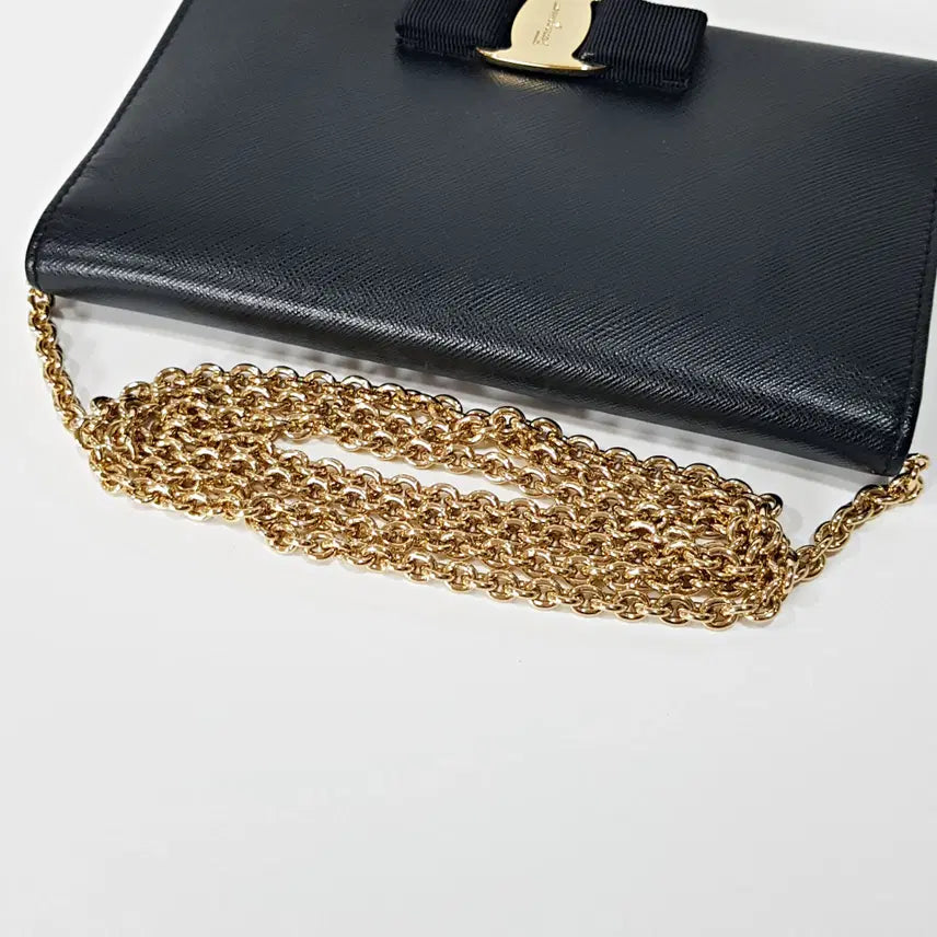 [BUNJANG] Ferragamo Ginny Chain Wallet Crossbody Bag / 정품)페라가모 지니 체인 지갑 크로스백