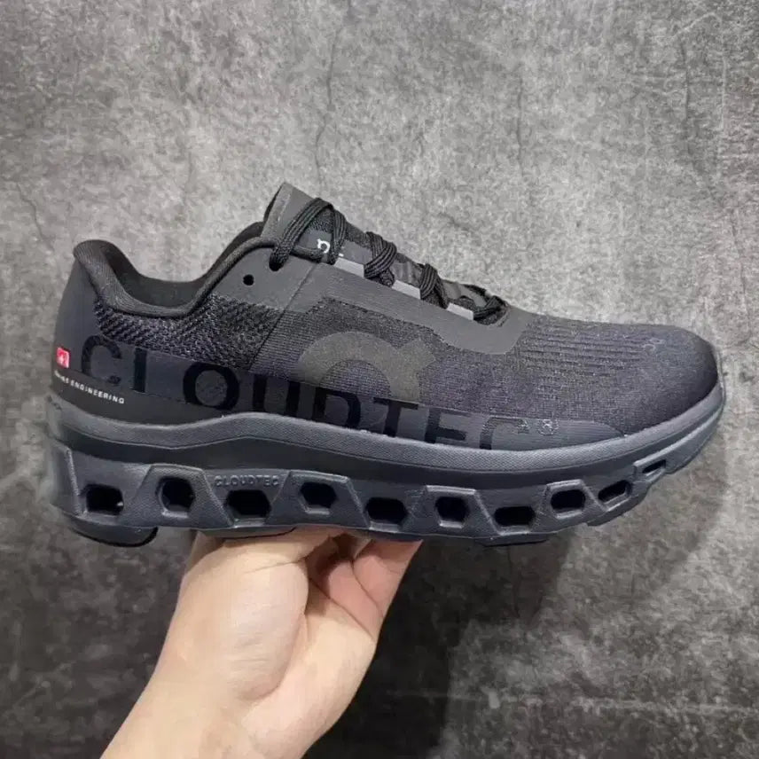 [SOLD OUT] (새상품) 온 러닝 클라우드몬스터 올 블랙 275mm