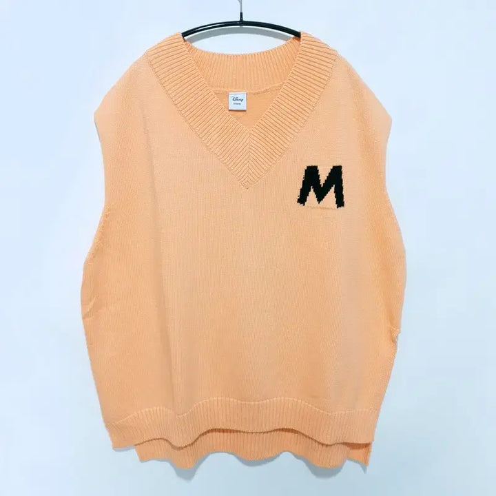 [BUNJANG] Disney Mickey Mouse Embroidered Oversized Knit Vest / 디즈니 미키마우스 자수 오버핏 니트 조끼 F_M2053