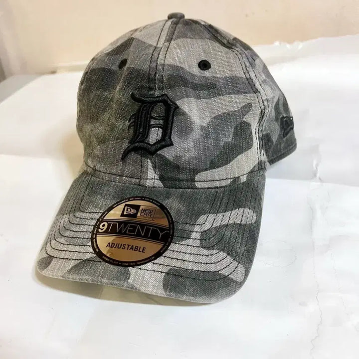 [SOLD OUT] 뉴에라 디트로이트 타이거즈 카모 밀리터리 캡